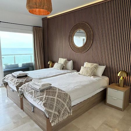 Amazing Frontline Sea Views Studio Apartment Castillo Del Vigia Torremolinos Eksteriør billede
