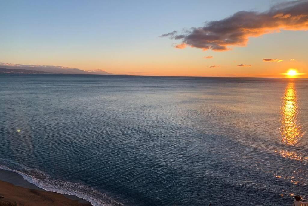 Amazing Frontline Sea Views Studio Apartment Castillo Del Vigia Torremolinos Eksteriør billede