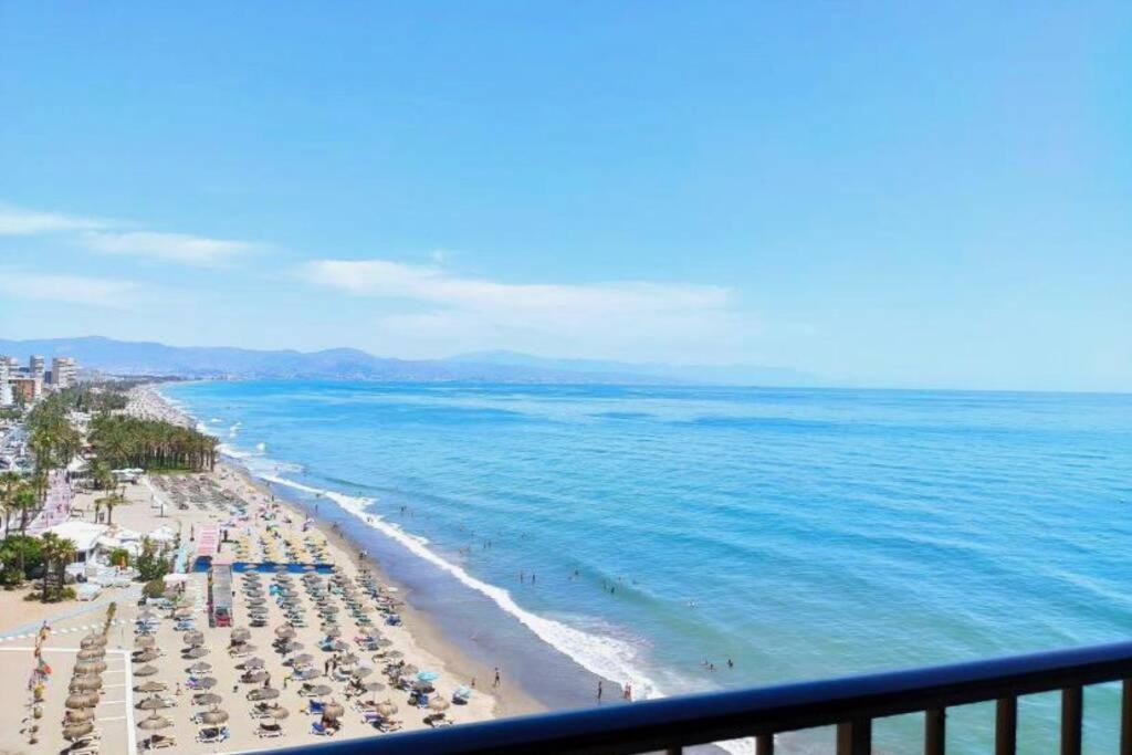 Amazing Frontline Sea Views Studio Apartment Castillo Del Vigia Torremolinos Eksteriør billede