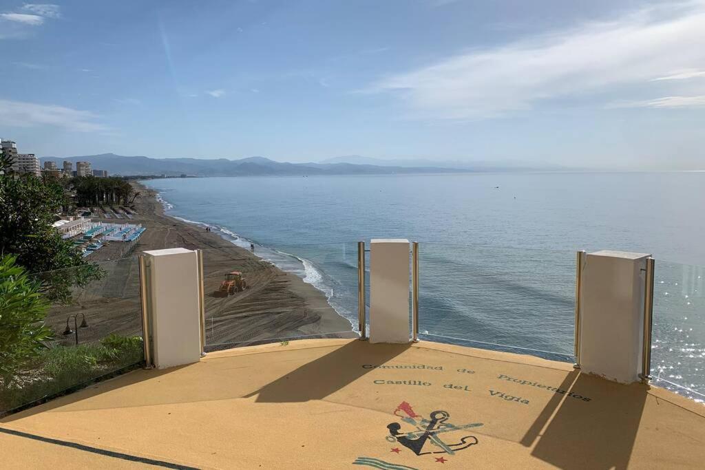 Amazing Frontline Sea Views Studio Apartment Castillo Del Vigia Torremolinos Eksteriør billede