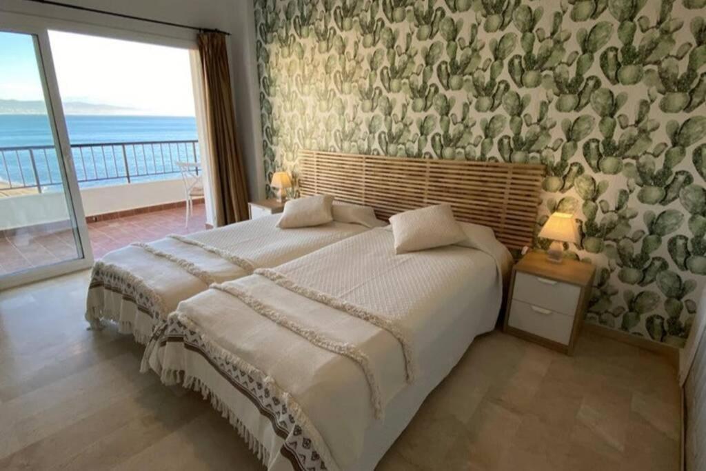 Amazing Frontline Sea Views Studio Apartment Castillo Del Vigia Torremolinos Eksteriør billede