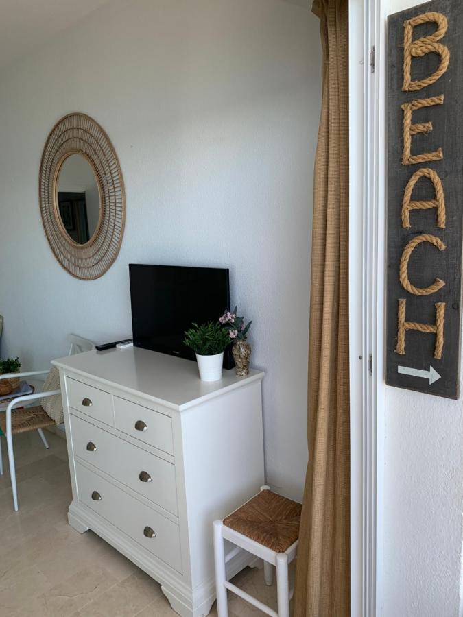 Amazing Frontline Sea Views Studio Apartment Castillo Del Vigia Torremolinos Eksteriør billede