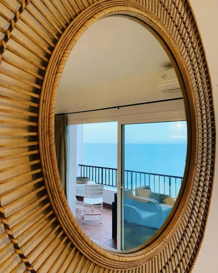 Amazing Frontline Sea Views Studio Apartment Castillo Del Vigia Torremolinos Eksteriør billede