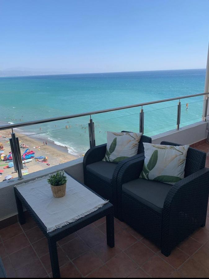 Amazing Frontline Sea Views Studio Apartment Castillo Del Vigia Torremolinos Eksteriør billede