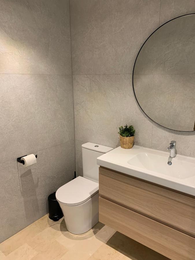 Amazing Frontline Sea Views Studio Apartment Castillo Del Vigia Torremolinos Eksteriør billede